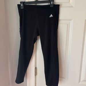 $$Adidas Capri black leggings